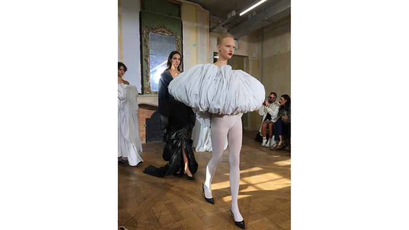 Hodakova x Elis - Paris Fashion Week 2022