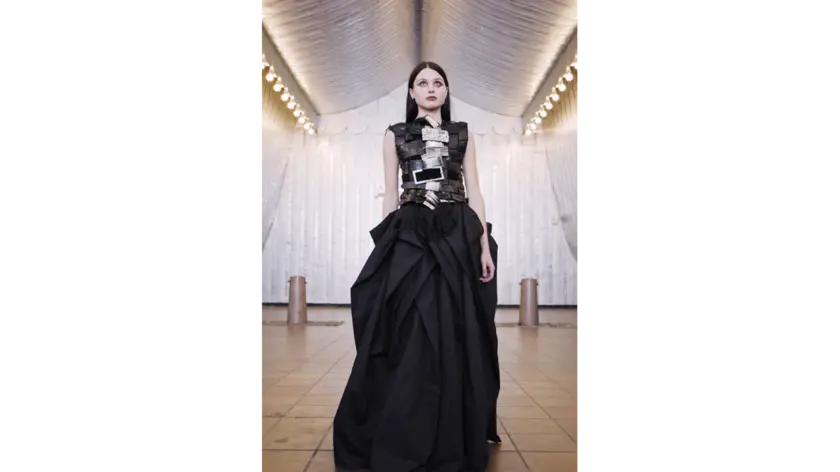Look32_HODAKOVA
