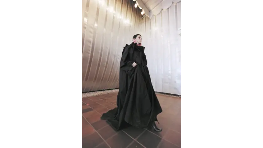 Look38_HODAKOVA