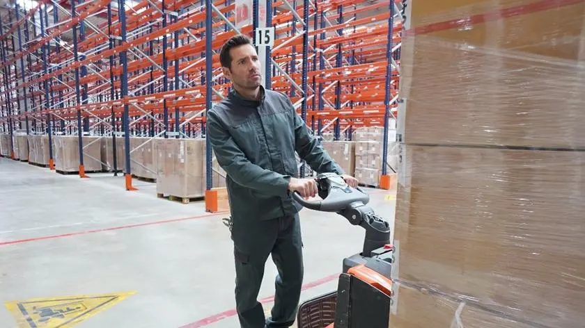 Ropa de trabajo para logística MVTO