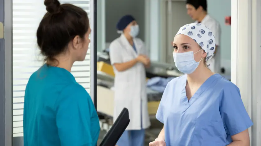 vestimenta adecuada para sanitarios