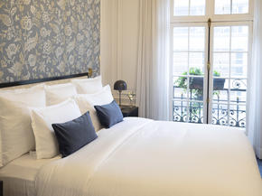 Hotelería: Ropa de cama para hoteles, alfombras desinfectantes, dispensadores y más