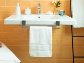 toalla de lavabo cocoon centrada